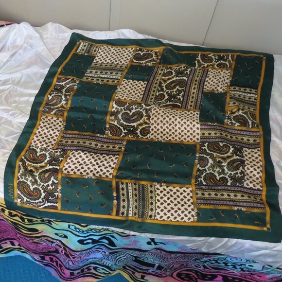 Club 7 Echo scarf - Picture 8 of 15